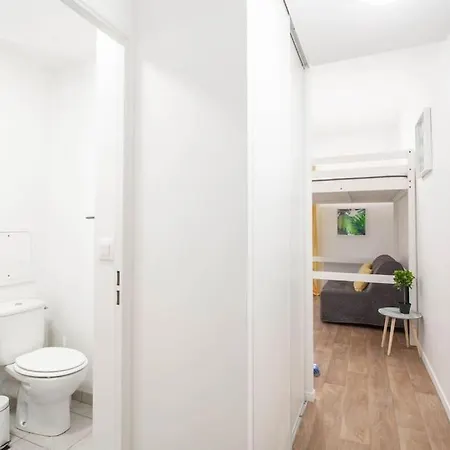 Apartment Studio Avec Parking Pres De Disney Et Paris *